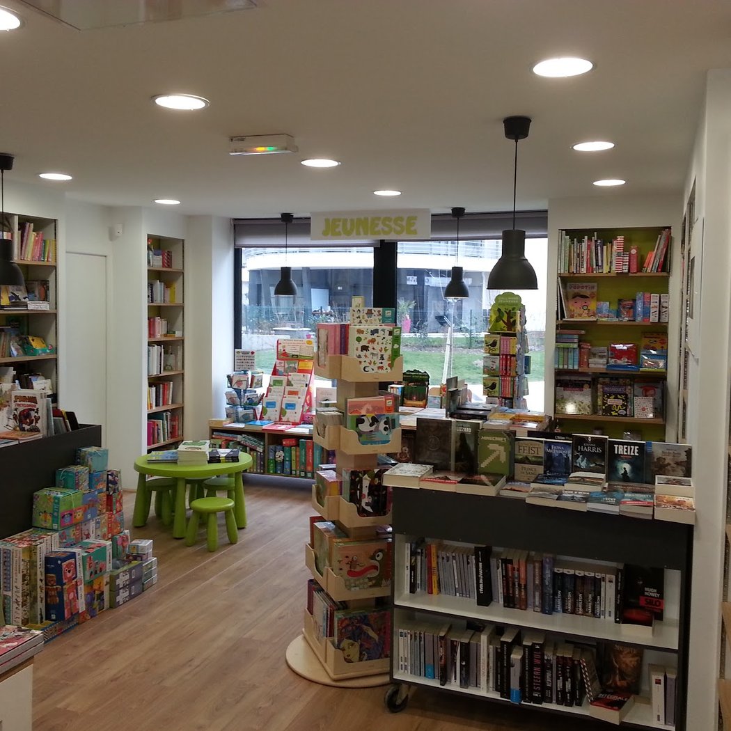 Librairie Le Livre et la Tortue 3
